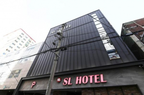 SL Hotel